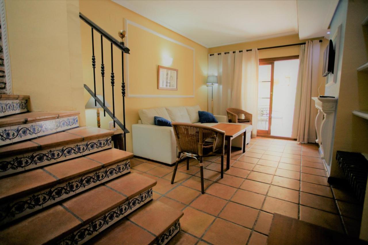 Duplex 6 Pax Con Wifi En Bahia Sur Con Parking Y Piscinas Comunitarias *