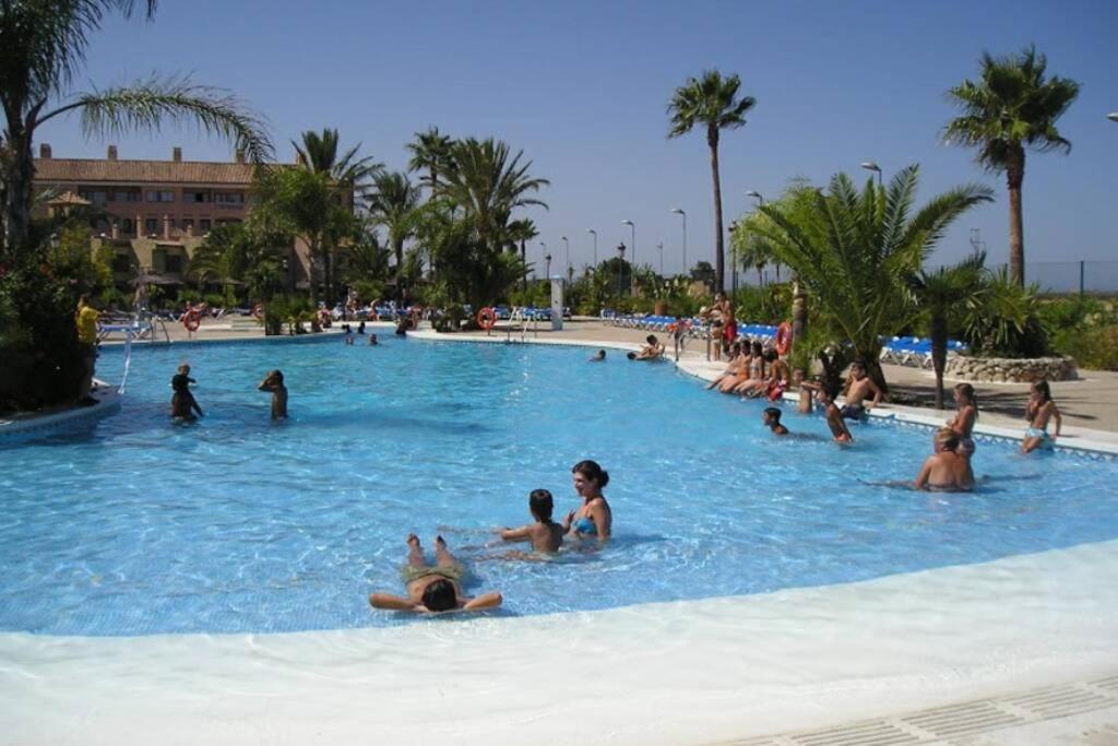 Holiday home Duplex 6 Pax Con Wifi En Bahia Sur Con Parking Y Piscinas Comunitarias